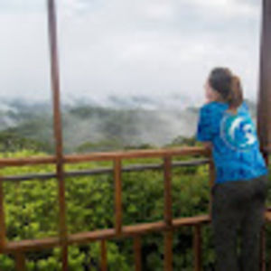 Meet your Posher, Holly